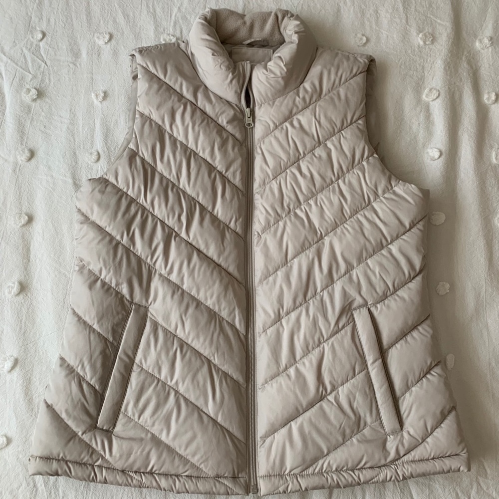 Gap vest